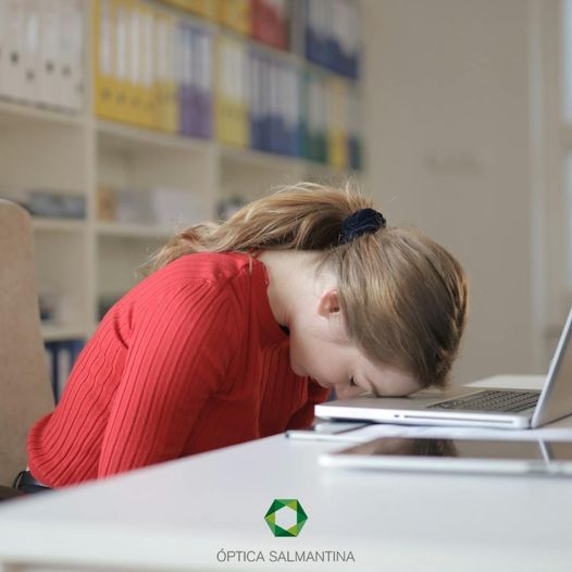 Ejercicios sencillos que pueden ayudar a relajar tus ojos y reducir la fatiga ocular